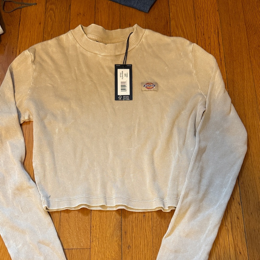 Dickies Women's Cream Long Sleeve Tee
